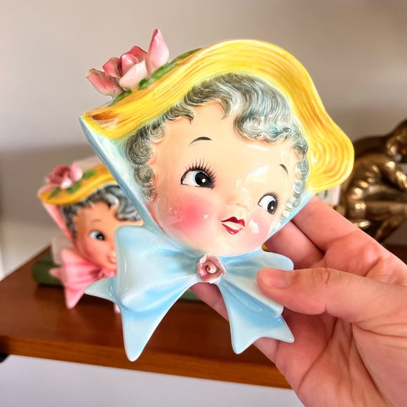 Vintage lefton miss dainty wallpockets - Picture 2 of 14